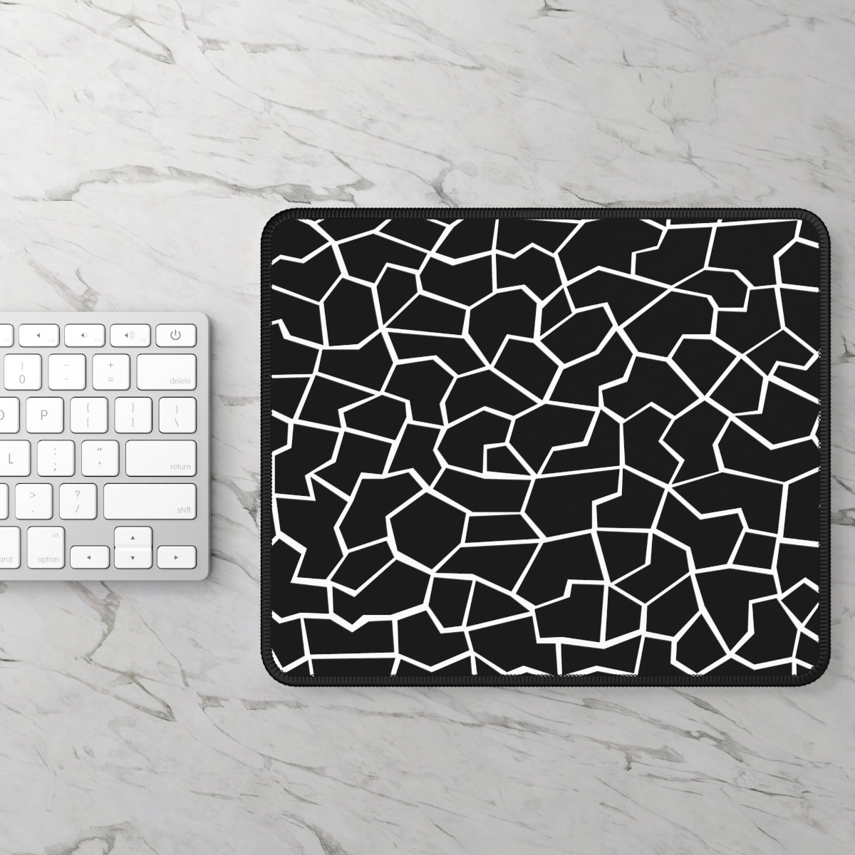 Black & White Giraffe Pattern Gaming Mouse Pad - Desk Cookies