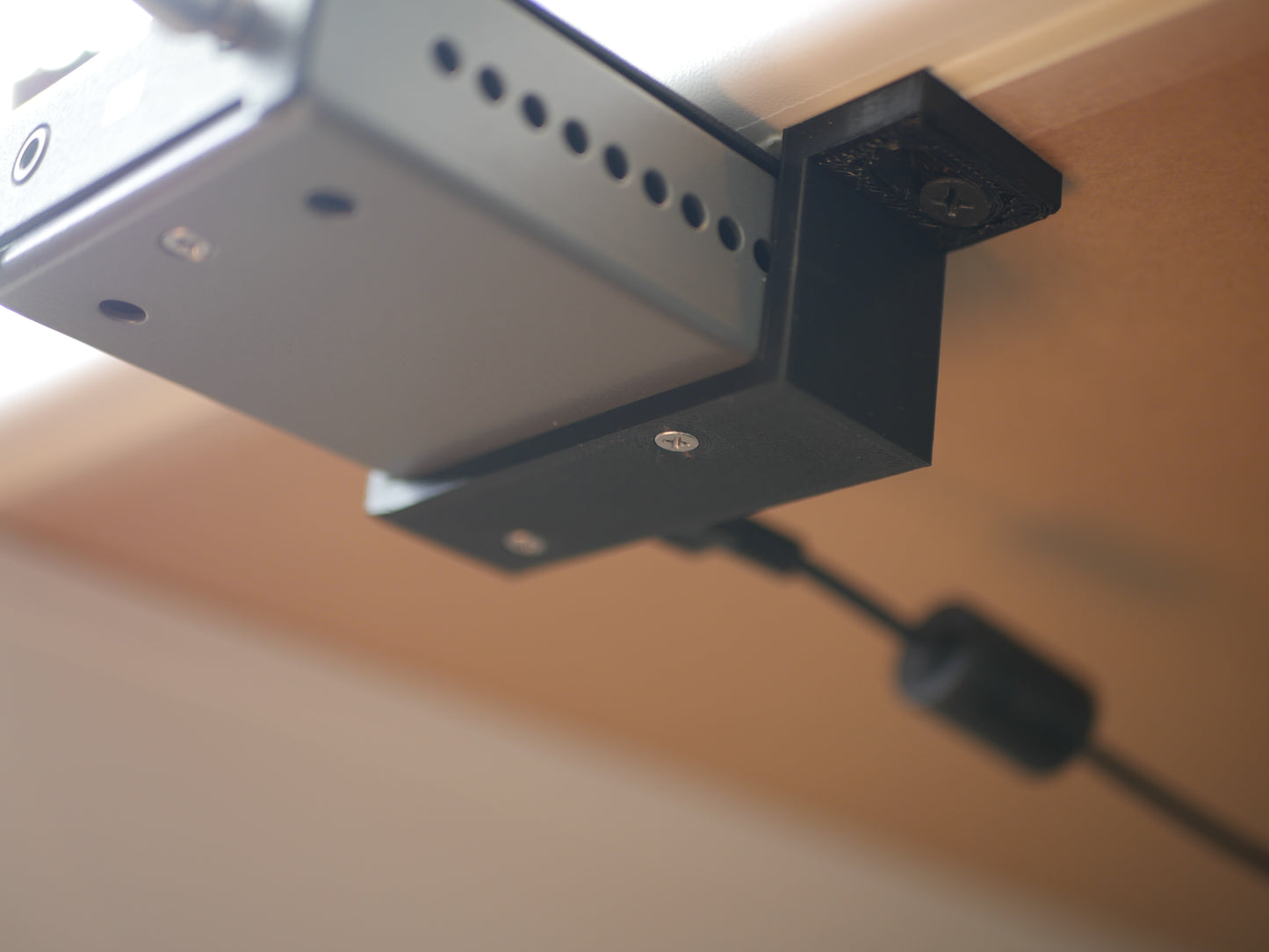 Schiit Fulla 2/3 DAC/Amp Under-Desk Mount - Desk Cookies