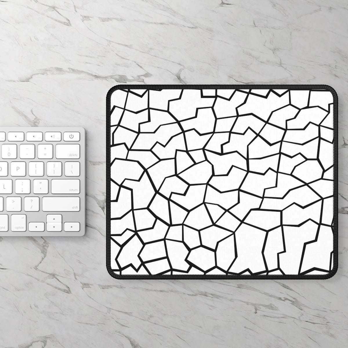White & Black Giraffe Pattern Gaming Mouse Pad - Desk Cookies