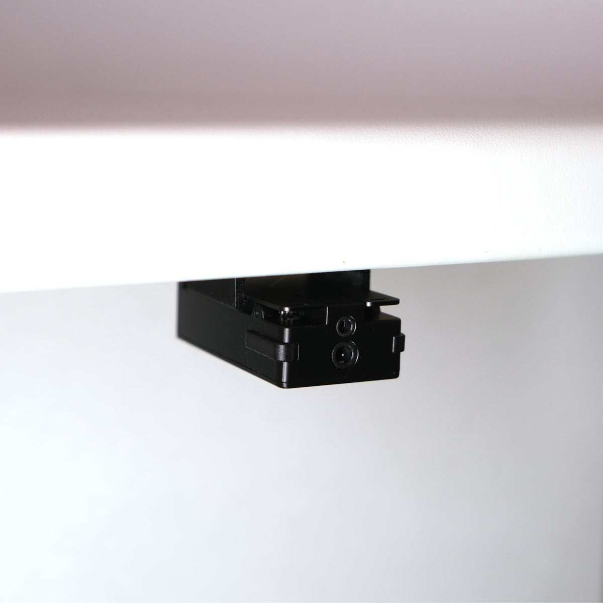 Qudelix 5K DAC/Amp Under-Desk Mount