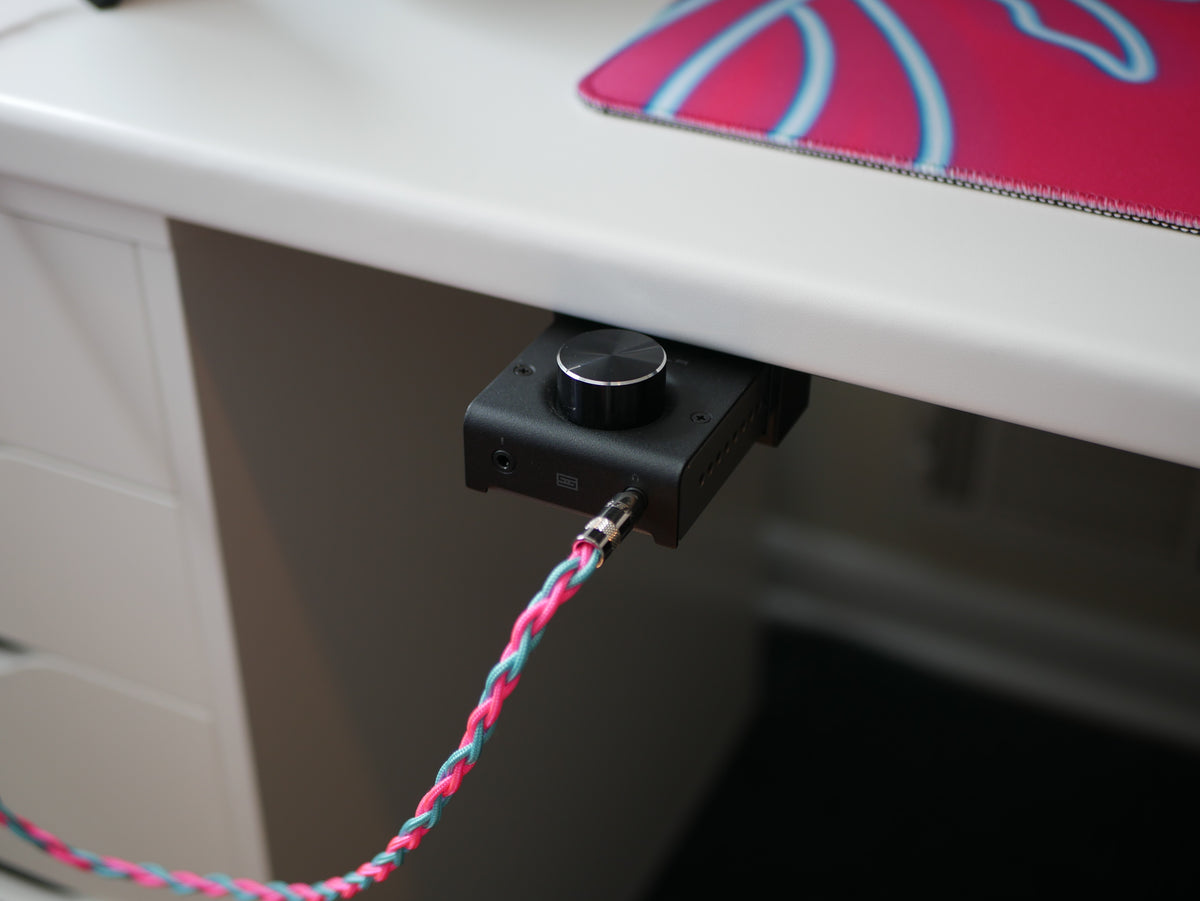 Schiit Fulla 2/3 DAC/Amp Under-Desk Mount - Desk Cookies