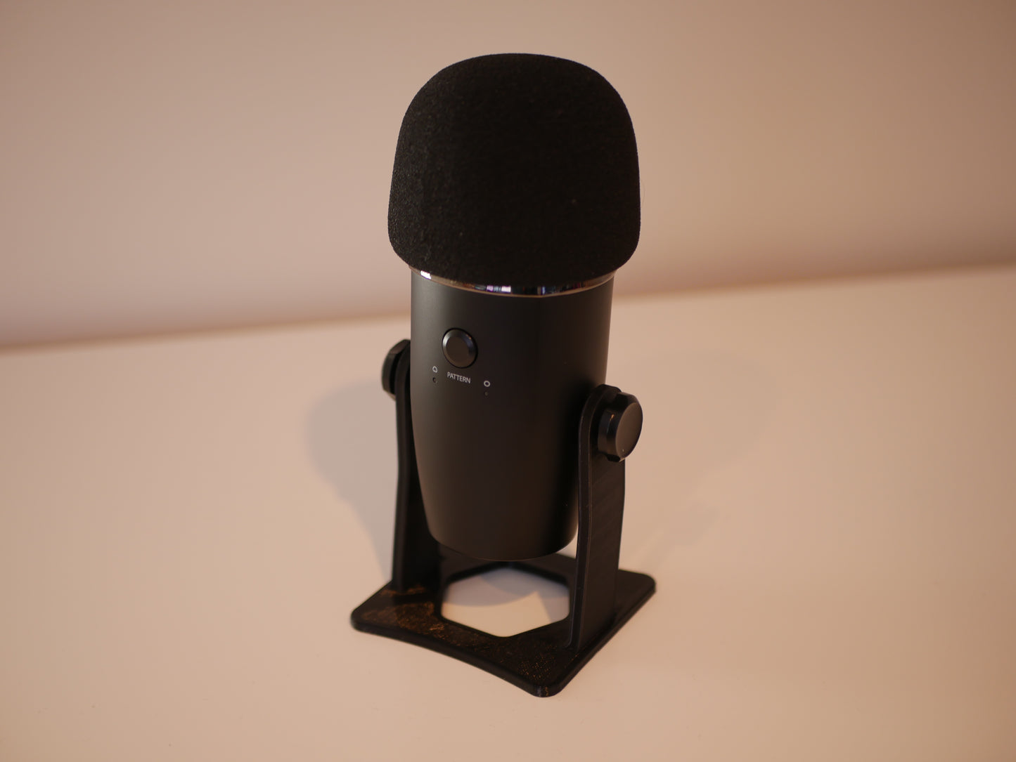 Slim Blue Yeti Nano Microphone Desk Stand - Desk Cookies